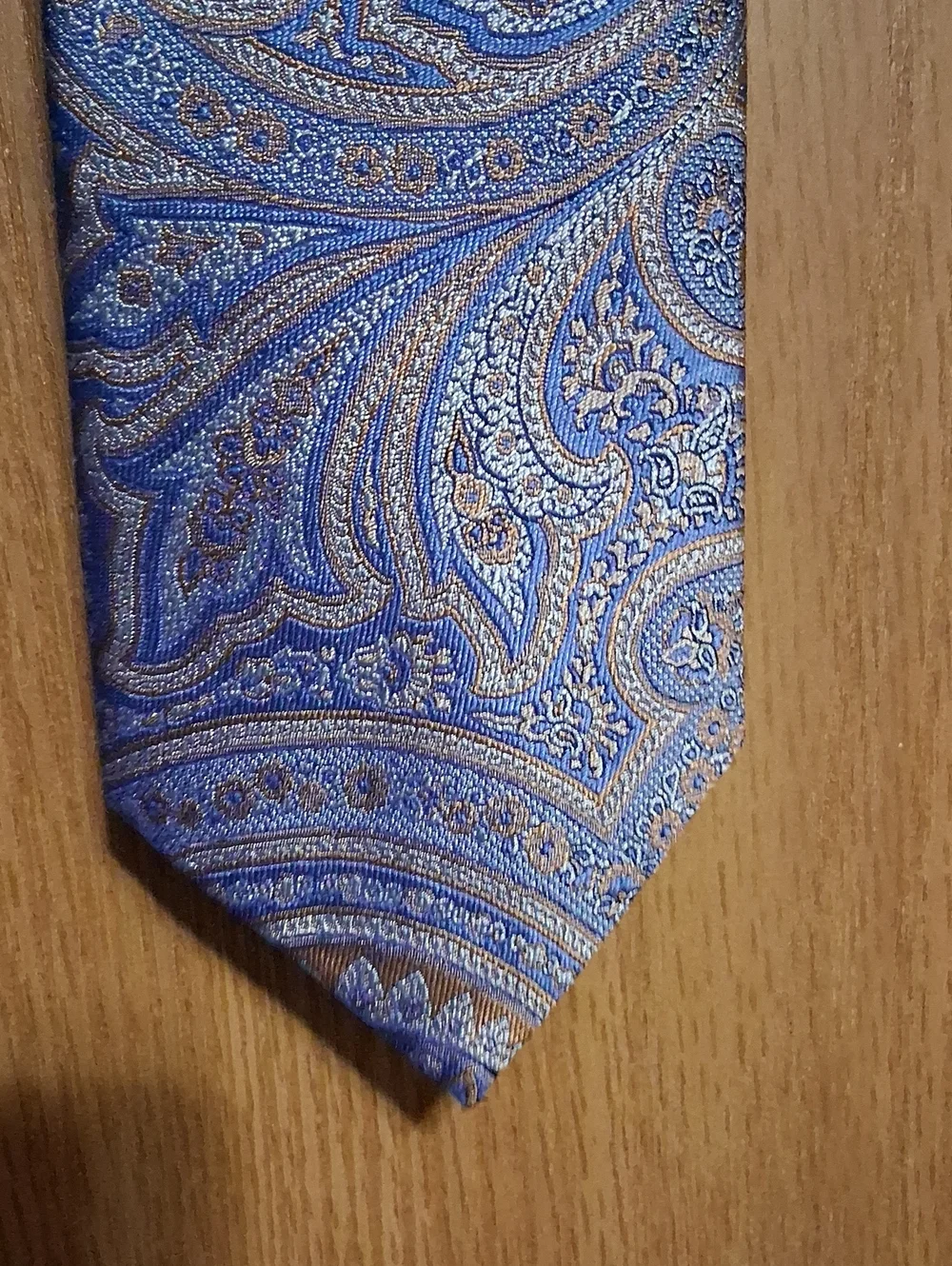 NWOT David Donahue Blue And Gold Paisley Silk Tie